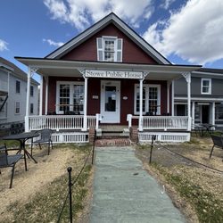 Stowe Public House & Bottle Shop