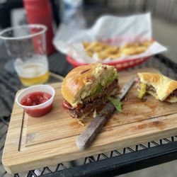 Butcher & The Burger - Burger and fries