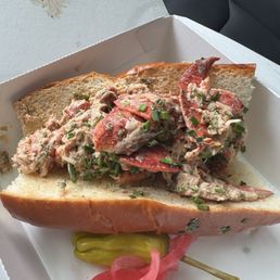 Lobster Roll (underwhelming) Lobster Roll (underwhelming)