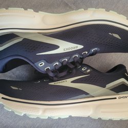 Marathon Sports - Navy Brooks! So comfty!