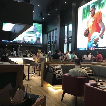 CMX Brickell Dine-In - Cinema Near Me - Miami, Florida CMX Brickell Dine-In - Cinema Near Me - Miami, Florida