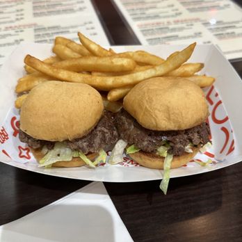 COSMOS ROBO DINER - Flyin' Space Sliders - Diners Near Me - Miramar Beach, Florida