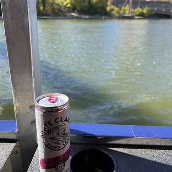 Pontoon Saloon - Boat Tours Near Me - Nashville, Tennessee Pontoon Saloon - Boat Tours Near Me - Nashville, Tennessee