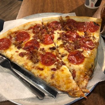 Oz Pizza - Oh yes! - Pizza Near Me - East Point, Georgia