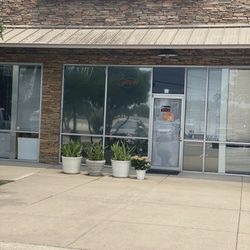Pearl Nails & Spa - Front