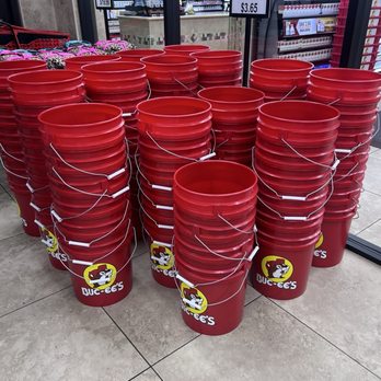 Buc-ee's - Gas Stations Near Me - Calhoun, Georgia Buc-ee's - Gas Stations Near Me - Calhoun, Georgia