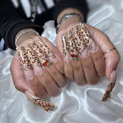AB Nails & Spa
