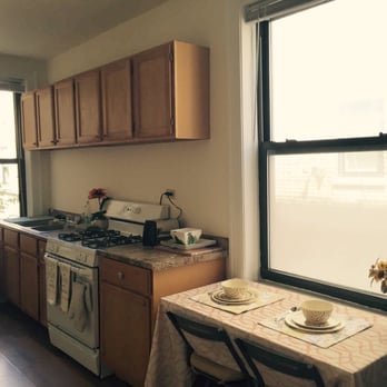 Peak Properties - My kitchen - Property Management Near Me - Chicago, Illinois Peak Properties - My kitchen - Property Management Near Me - Chicago, Illinois