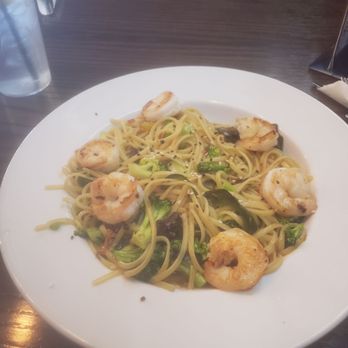Pedalers Fork - Asian bowl rocks! - American Near Me - Cedar Rapids, Iowa