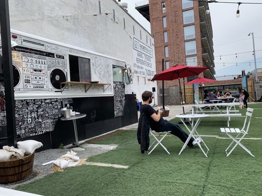 N 11th Street Cookout by null