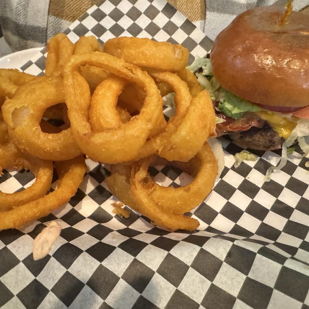 Eagles Nest - Bacon cheeseburger and onion rings - Barbeque Near Me - Ferndale, Washington Eagles Nest - Bacon cheeseburger and onion rings - Barbeque Near Me - Ferndale, Washington