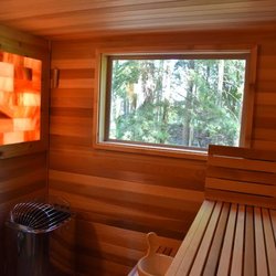 Midwest Spas - Finlandia Sauna with Salt block