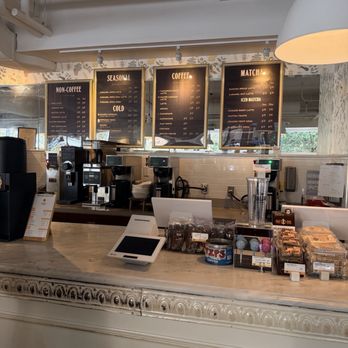 Balzac's Coffee Roasters - Coffee & Tea Near Me - Toronto, Ontario Balzac's Coffee Roasters - Coffee & Tea Near Me - Toronto, Ontario
