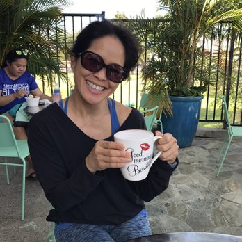 Bogart's Cafe - Love the unique coffee mugs with a message - Breakfast & Brunch Near Me - Honolulu, Hawaii