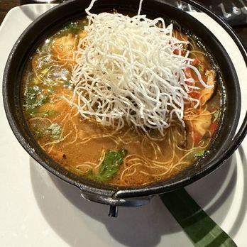 Malai Kitchen - Chaing Mai Noodles with Shrimp (Kao Soi) - Thai Near Me - Dallas, Texas