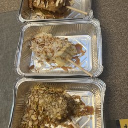 3 Individual Cheesecakes on a stick ! 3 Individual Cheesecakes on a stick !