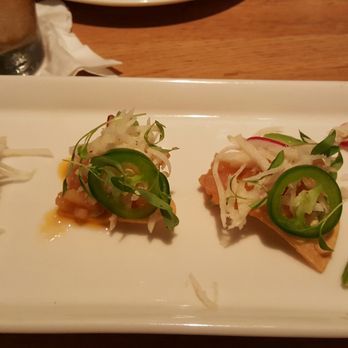 Earls Kitchen + Bar - New American Near Me - Miami, Florida