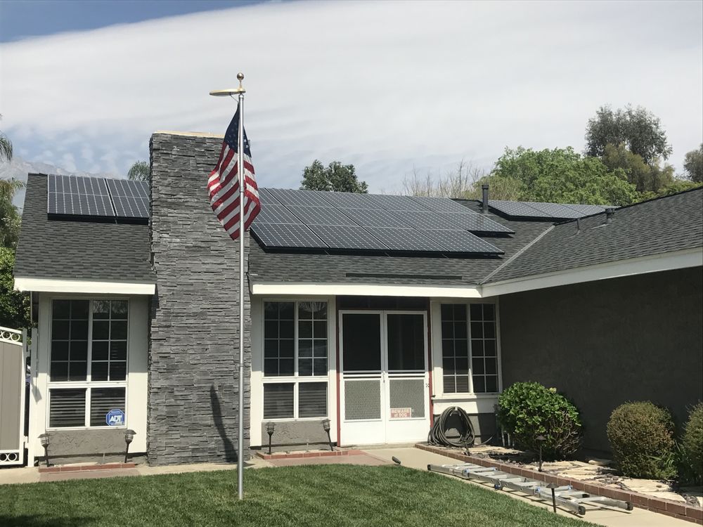 Slide of T & G Roofing and Solar Company