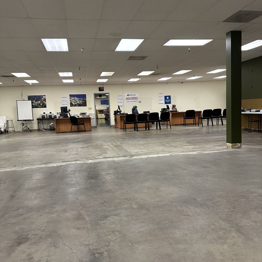 US Post Office - No customers, all three workers couldn't be bothered... - Post Offices Near Me - Aurora, Colorado US Post Office - No customers, all three workers couldn't be bothered... - Post Offices Near Me - Aurora, Colorado