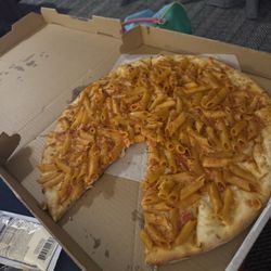 Penne Ala Vodka Pizza - Large 16''
