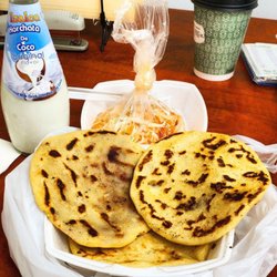 La Esquinita Deli