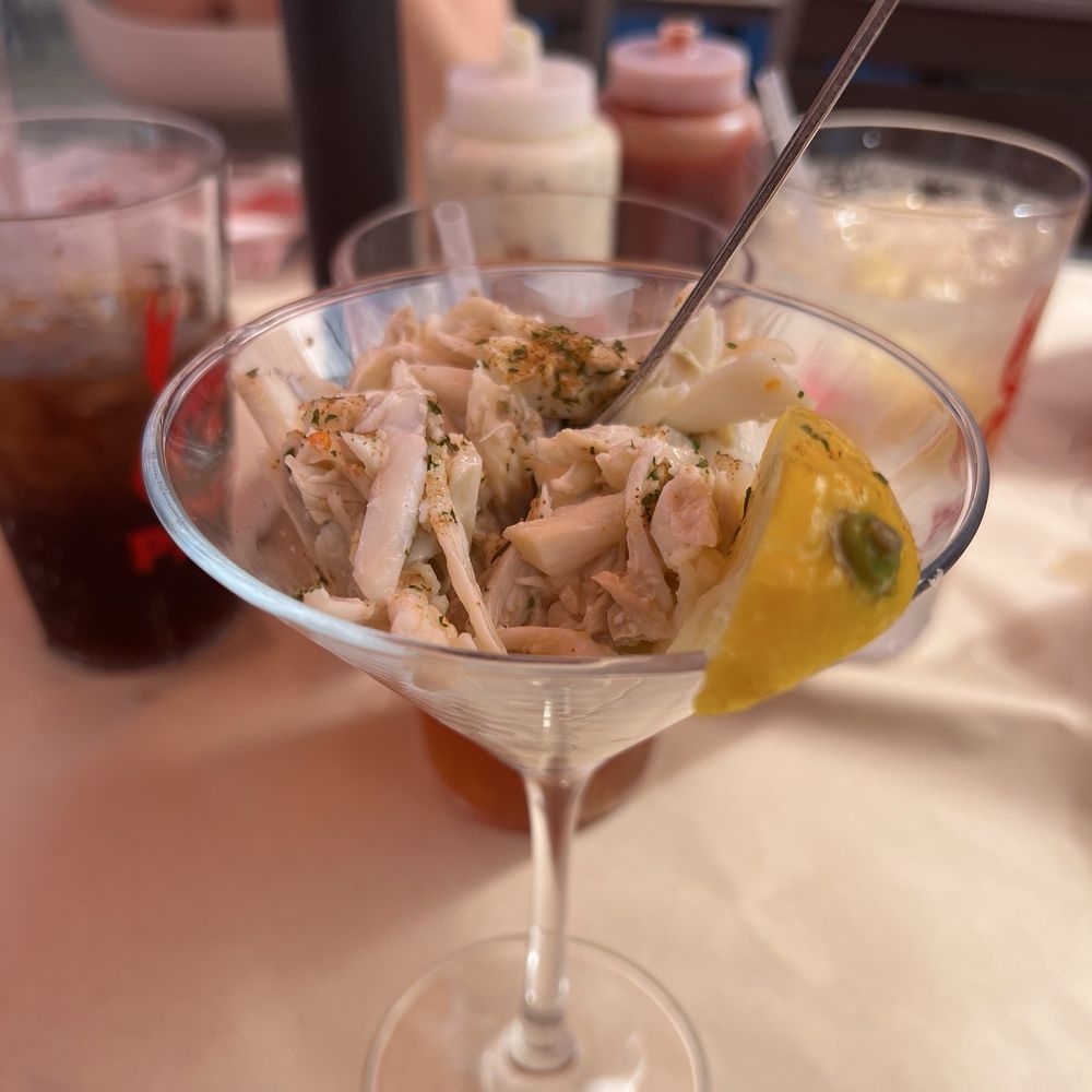 Pinchers - Seafood Near Me - Naples, Florida Pinchers - Seafood Near Me - Naples, Florida