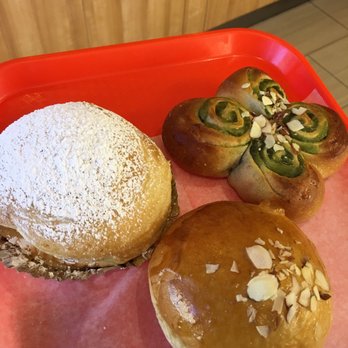 Sheng Kee Bakery - Green tea bun 2.78344 stars! Something w/yam 3.68209 stars! Something with taro 2.87102 stars! - Bakeries Near Me - Cupertino, California Sheng Kee Bakery - Green tea bun 2.78344 stars! Something w/yam 3.68209 stars! Something with taro 2.87102 stars! - Bakeries Near Me - Cupertino, California
