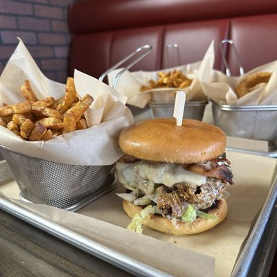 Big Belly Que by null