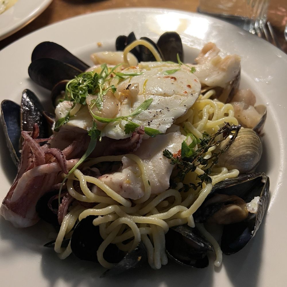 Allora - Spaghetti di Mare - Italian Near Me - Portland, Oregon Allora - Spaghetti di Mare - Italian Near Me - Portland, Oregon