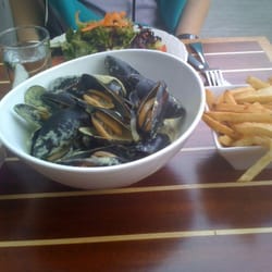 Blackfin Bistro - Yummy mussles