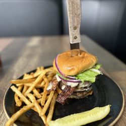 13th Street Market & Restaurant - Chubby's Buddy burger