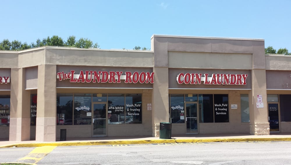 DOLPHIN LAUNDROMAT 25 Reviews 4221 Pleasant Valley Rd, Virginia