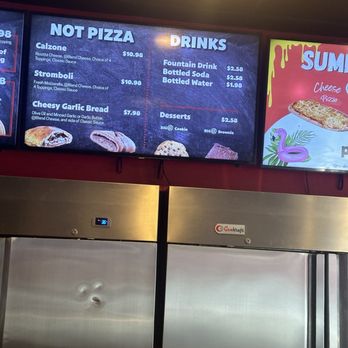 Pizza At Lake Eola - Diff opinions - Pizza Near Me - Orlando, Florida