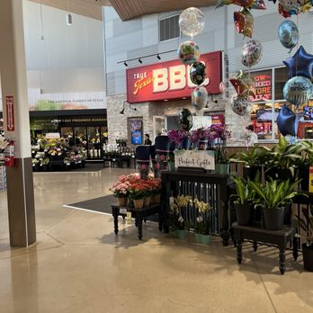 H-E-B - Grocery Near Me - Austin, Texas