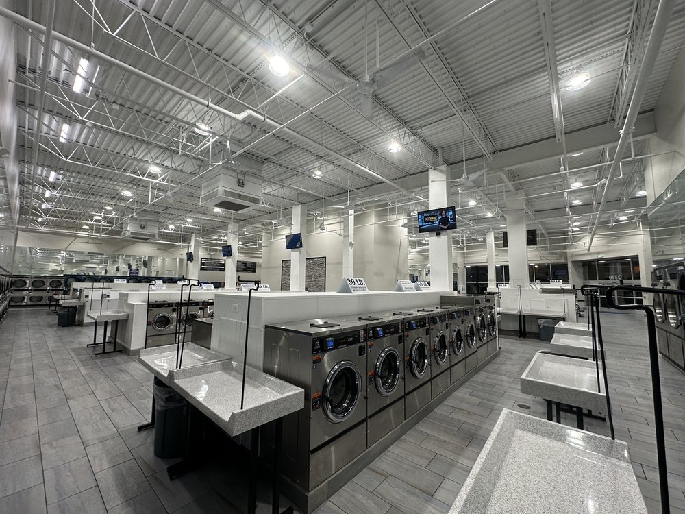 SUDSVILLE BALTIMORE Updated October 2024 2310 W Patapsco Ave