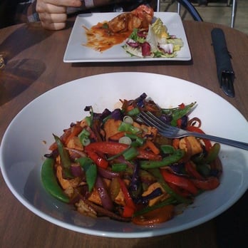 Hyde - Tofu rice bowl and shrimp wontons - Burgers Near Me - Vancouver, British Columbia