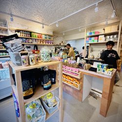 Fontys Deli Dukaan