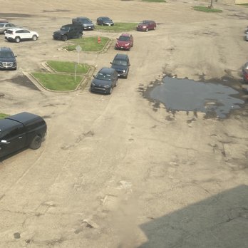 Comfort Inn - Parking lot. - Hotels Near Me - Alliance, Ohio