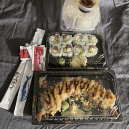 6 Pieces Shrimp Shumai, Philadelphia Roll and TMI Roll 6 Pieces Shrimp Shumai, Philadelphia Roll and TMI Roll