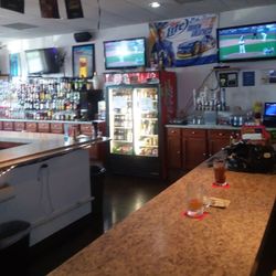Train Wreck Bar & Grill