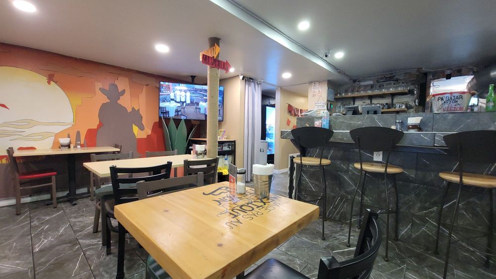 EL VIEJÓN - Updated February 2026 - 4511 Saint Denis Street, Montréal ...