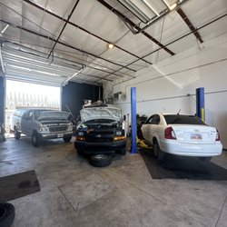 Revezu Motors and Auto Repair - workshop