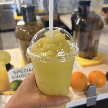 Aloha Sugarcane Juice - Sugarcane Calamansi slushie - Juice Bars & Smoothies Near Me - Honolulu, Hawaii Aloha Sugarcane Juice - Sugarcane Calamansi slushie - Juice Bars & Smoothies Near Me - Honolulu, Hawaii