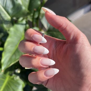 Sun Nail - french tip - Nail Salons Near Me - Pasadena, California