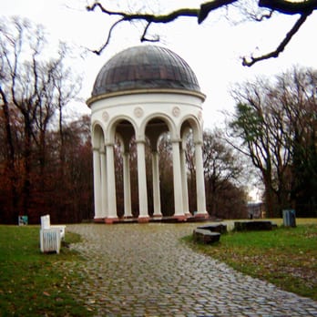 Nerobergtempel - Der Nerobergtempel in seiner ganzen Pracht - Landmarks & Historical Buildings Near Me - Wiesbaden, HE