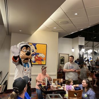 Chef Mickey's - American Near Me - Lake Buena Vista, Florida