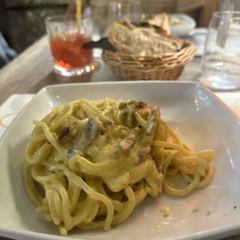 Semola - Carbonara - Pasta Shops Near Me - Sorrento, NA