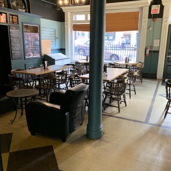 Big Tide Brewing Co - Lots of room to relax - Pubs Near Me - St John, New Brunswick Big Tide Brewing Co - Lots of room to relax - Pubs Near Me - St John, New Brunswick