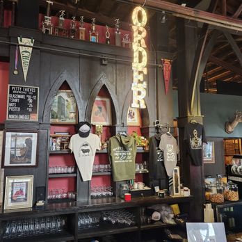 PETTY THIEVES BREWING COMPANY - Updated February 2026 - 215 Photos & 66 ...