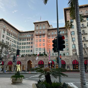 Rodeo Drive - Christmas Day at Rodeo Drive - Local Flavor Near Me Rodeo Drive - Christmas Day at Rodeo Drive - Local Flavor Near Me